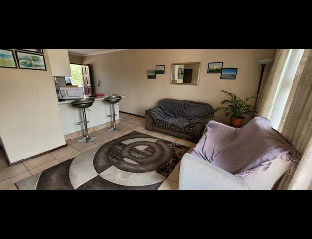 2 BEDROOM TOWNHOUSE FOR SALE IN VERWOERDPARK